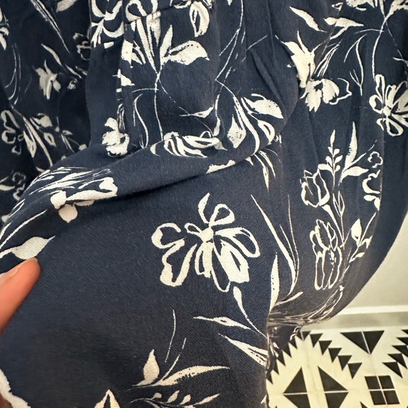 Pink Blush Navy Floral Sweetheart Neck Long Sleeve Maternity Top - Picture 4 of 4